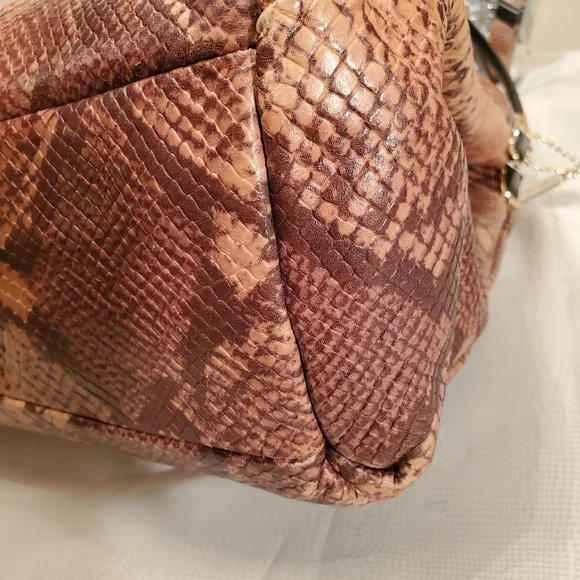 🐍COACH LIMITED EDITION PHOEBE PYTHON LEATHER SHOULDER/TOTE   EUC - Picture 11 of 13